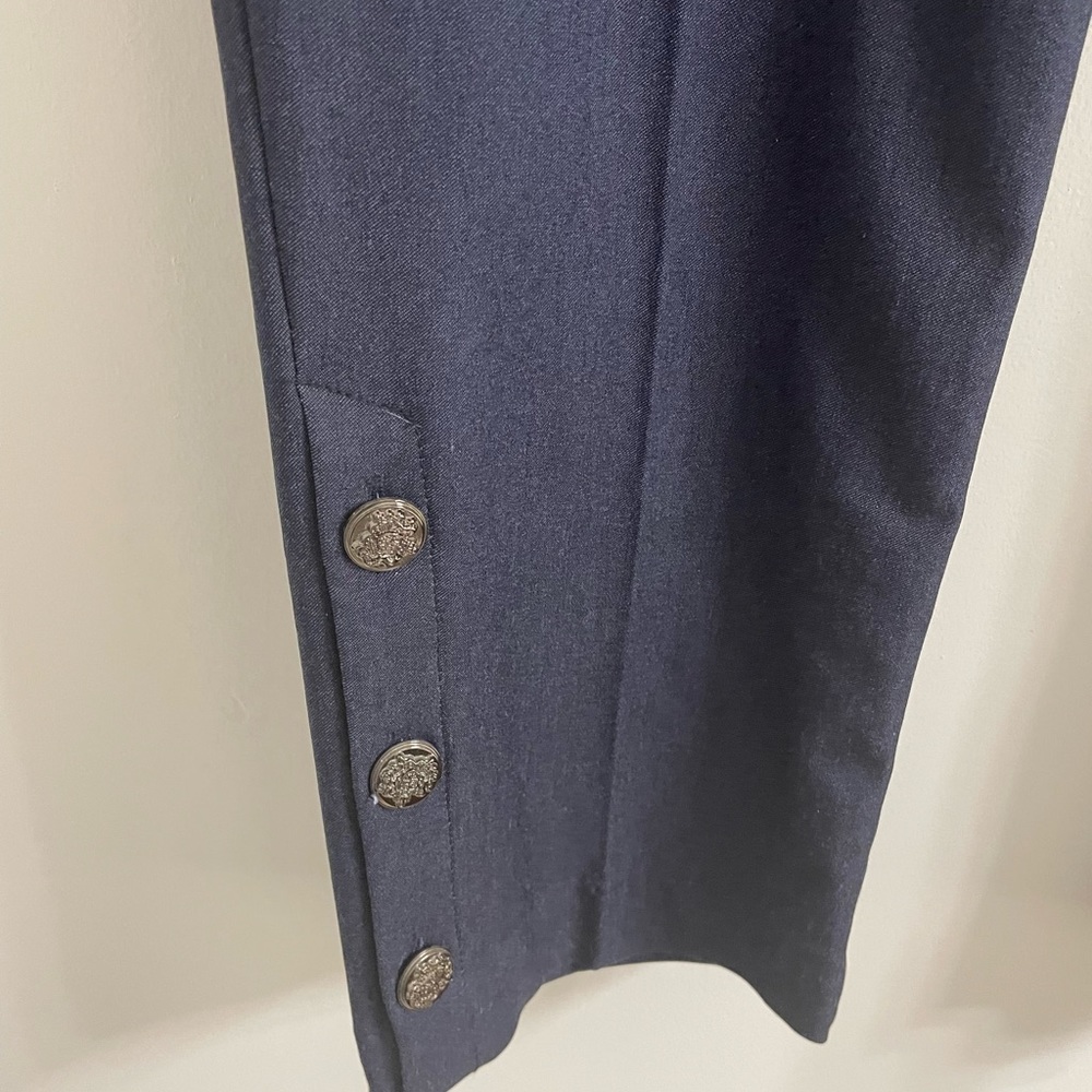 Roz & Ali Navy Cropped Ankle Pants with Decorative Buttons
